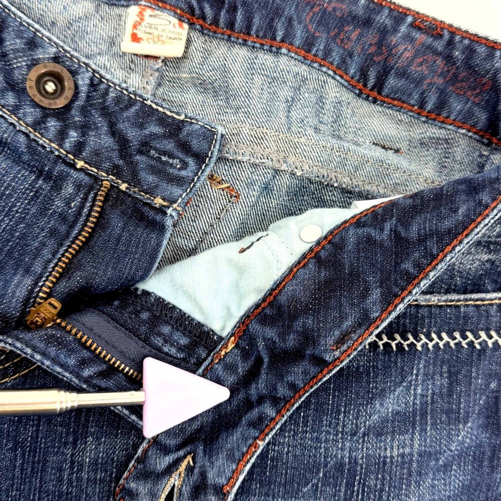 Silver Jeans Tuesday Flare Women 31x31 Dark Wash Low Rise Distressed - Picture 8 of 14